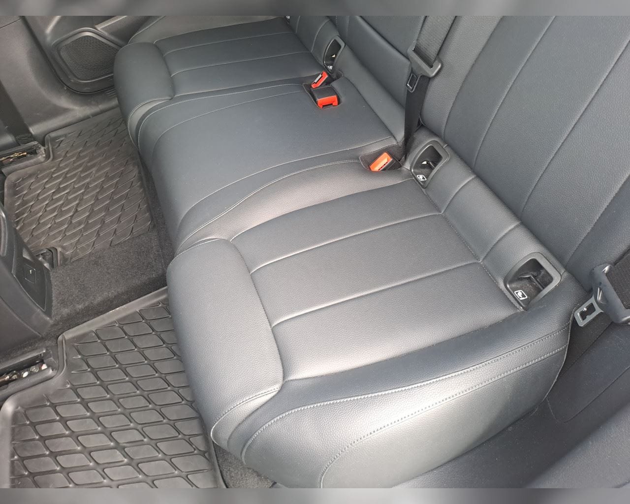 MERCEDES-BENZ EQA 300 4MATIC PROGRESSIVE