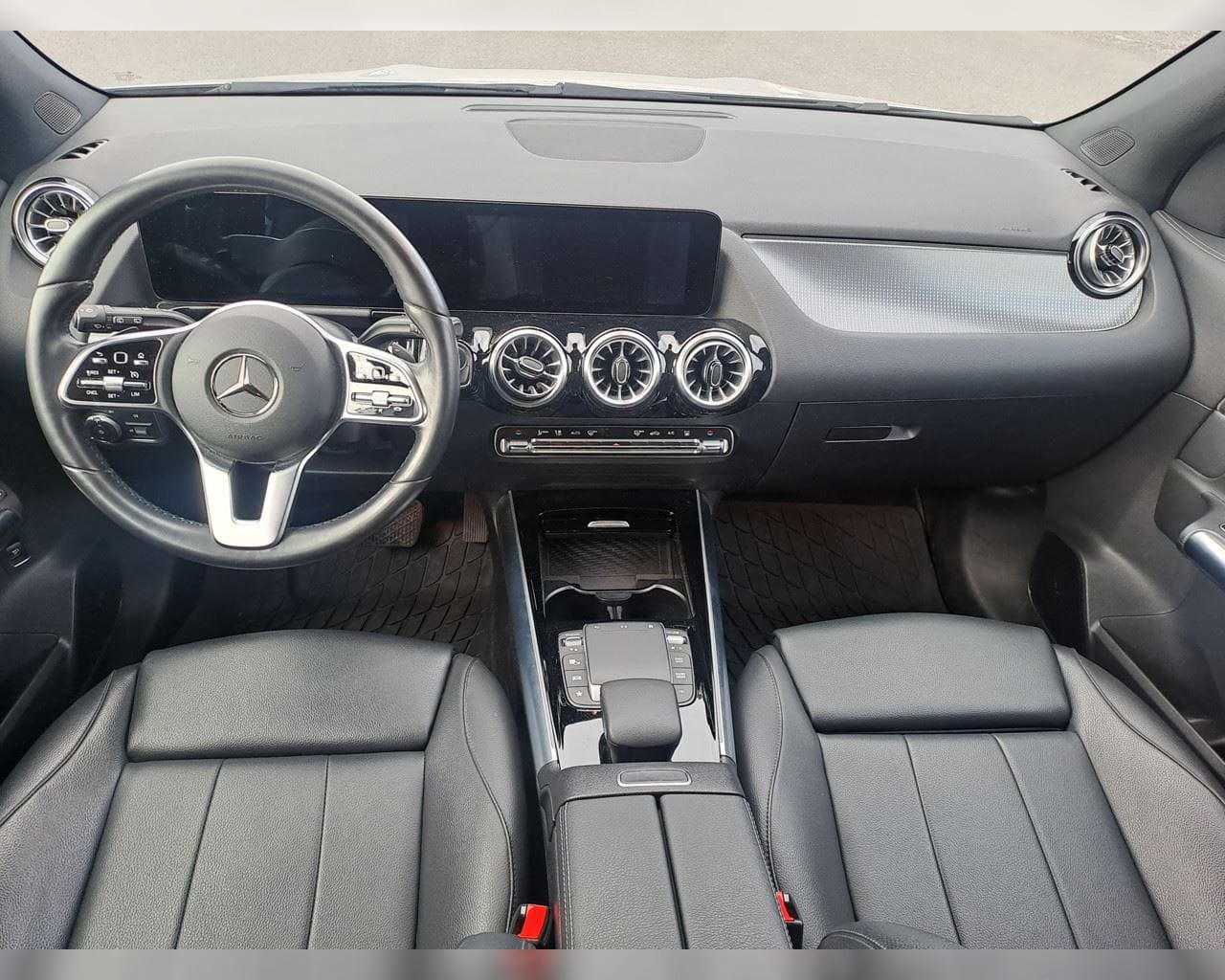 MERCEDES-BENZ EQA 300 4MATIC PROGRESSIVE