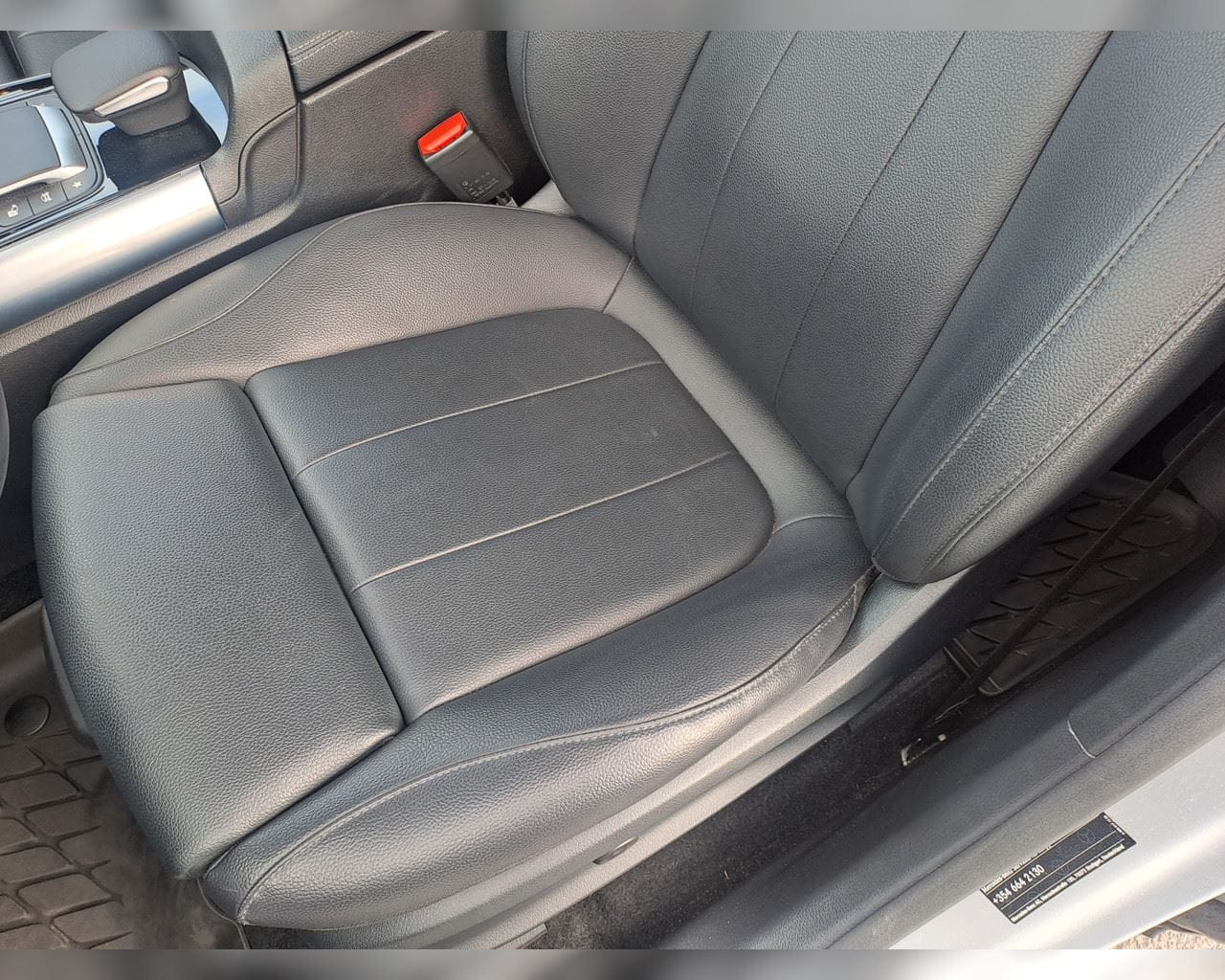 MERCEDES-BENZ EQA 300 4MATIC PROGRESSIVE