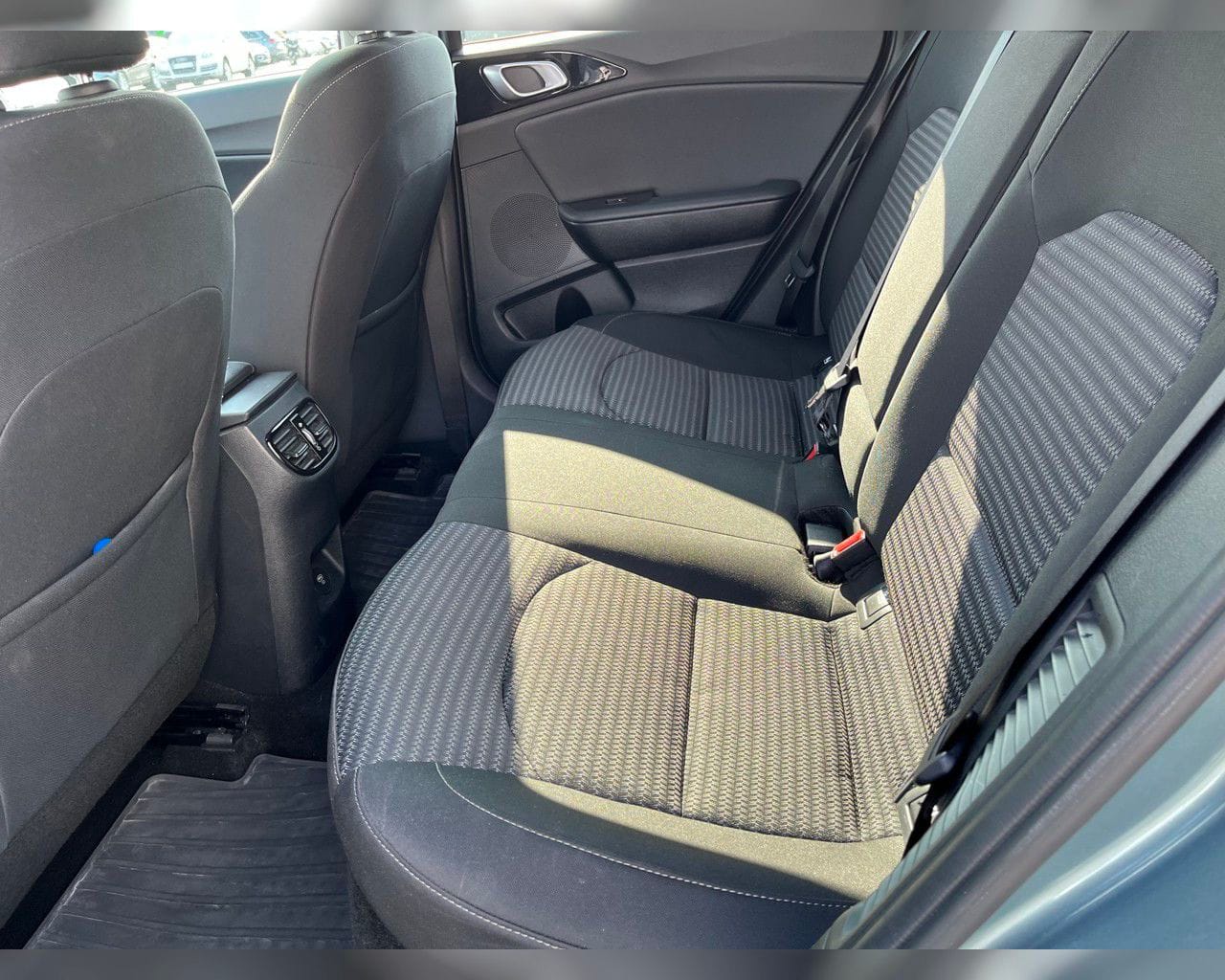 KIA XCEED PHEV URBAN