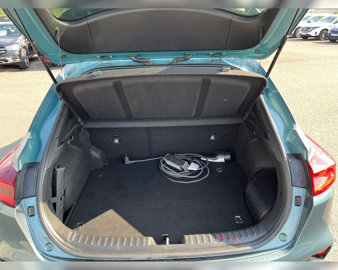 KIA XCEED PHEV URBAN