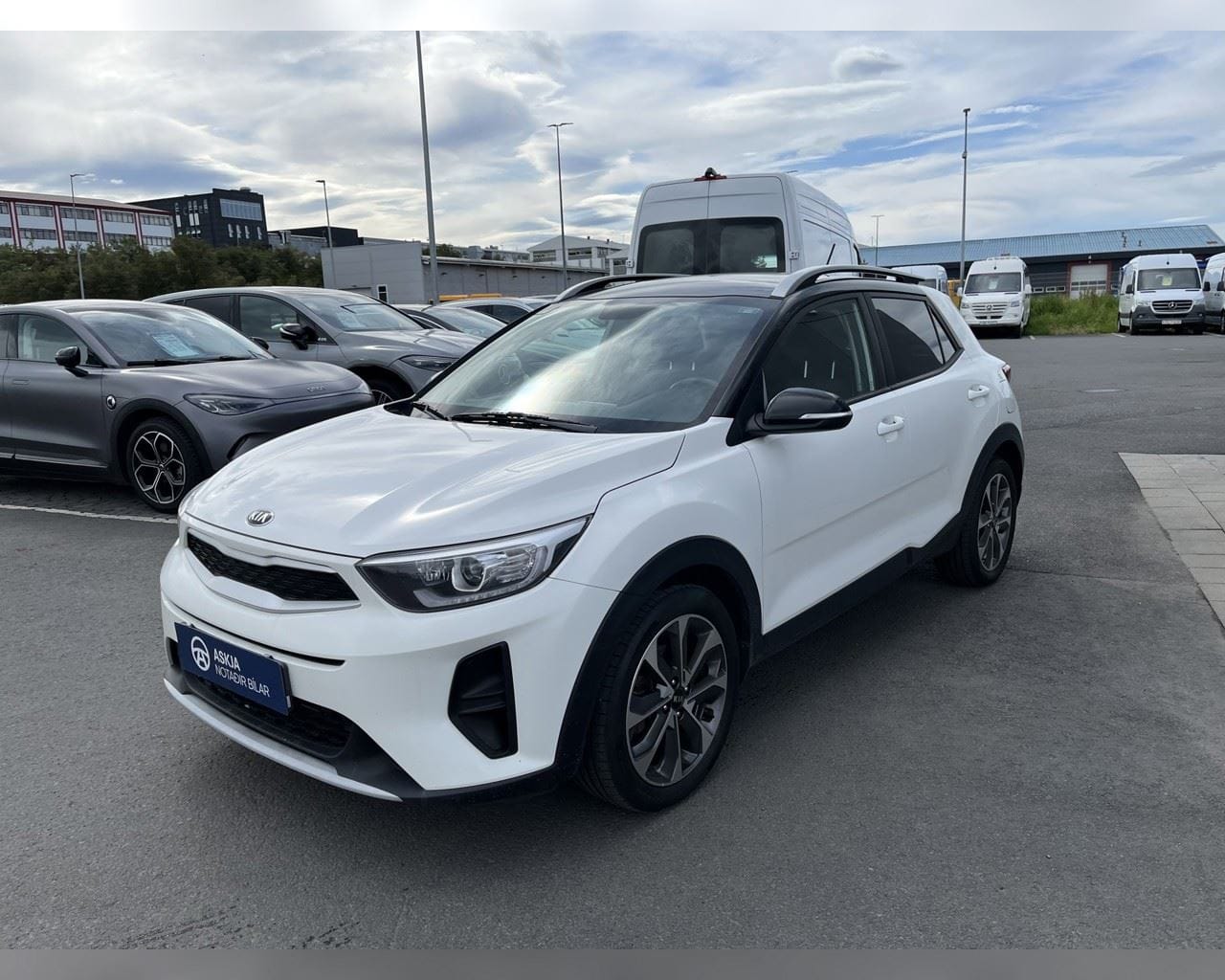 KIA STONIC URBAN