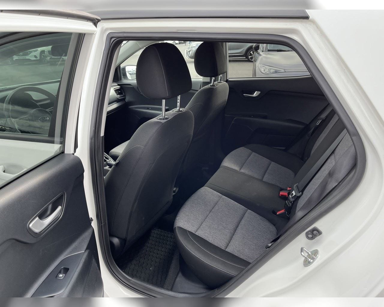 KIA STONIC URBAN