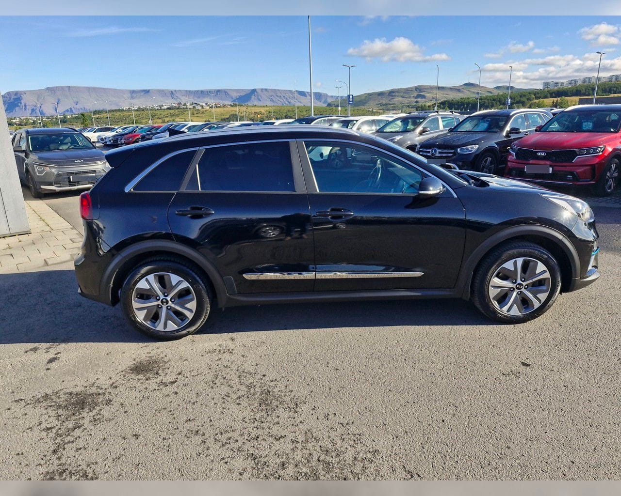 KIA NIRO URBAN 64KWH