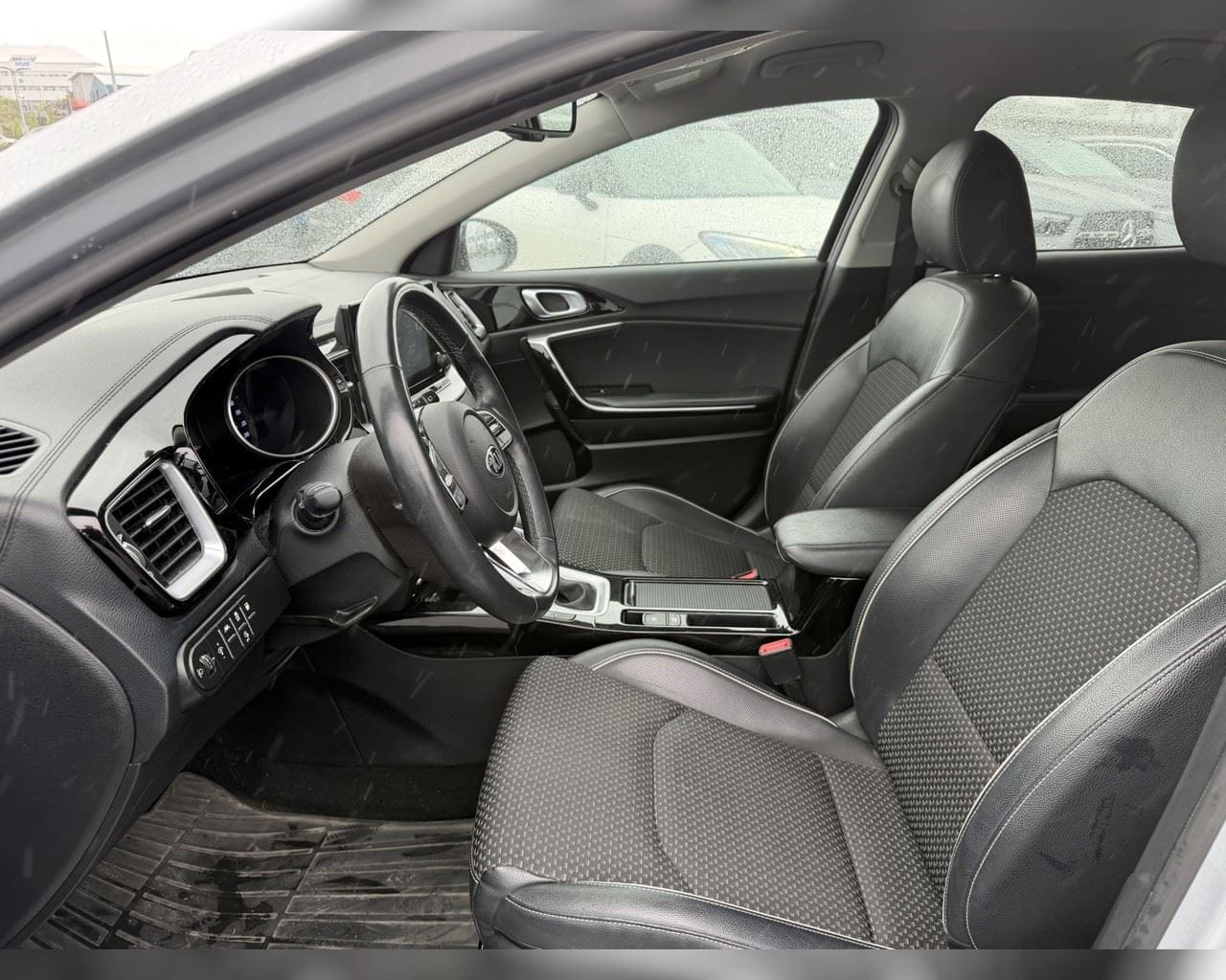 KIA XCEED PHEV URBAN