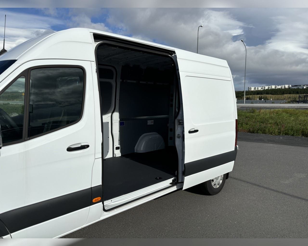 MERCEDES-BENZ SPRINTER E