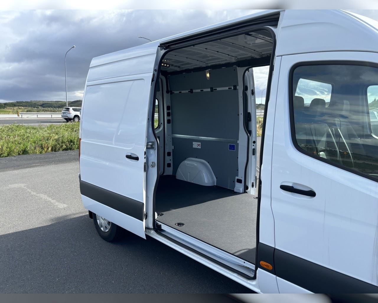 MERCEDES-BENZ SPRINTER E