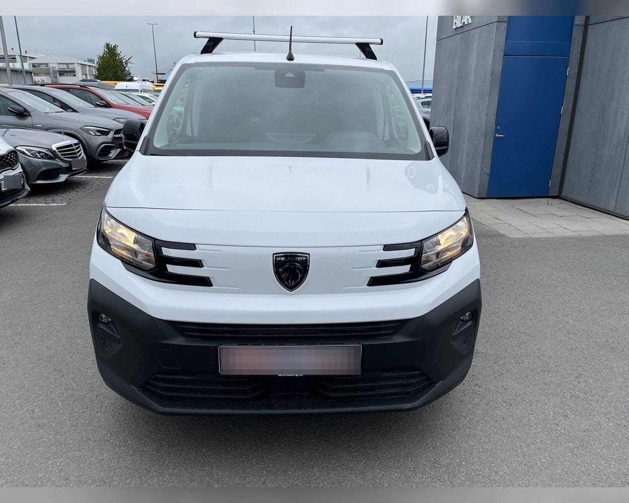 PEUGEOT E-PARTNER