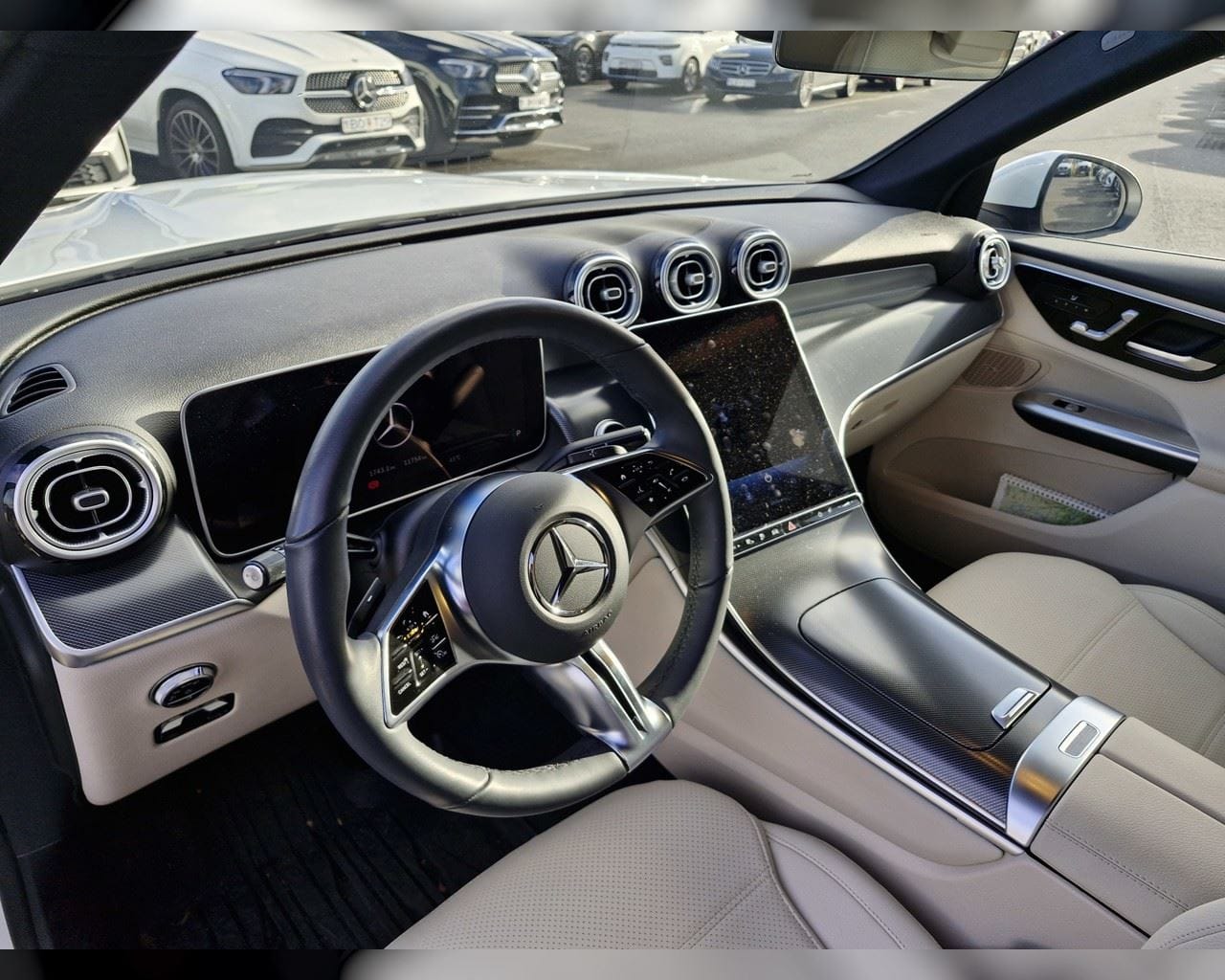 MERCEDES-BENZ GLC 300 E 4MATIC PROGRESSIVE