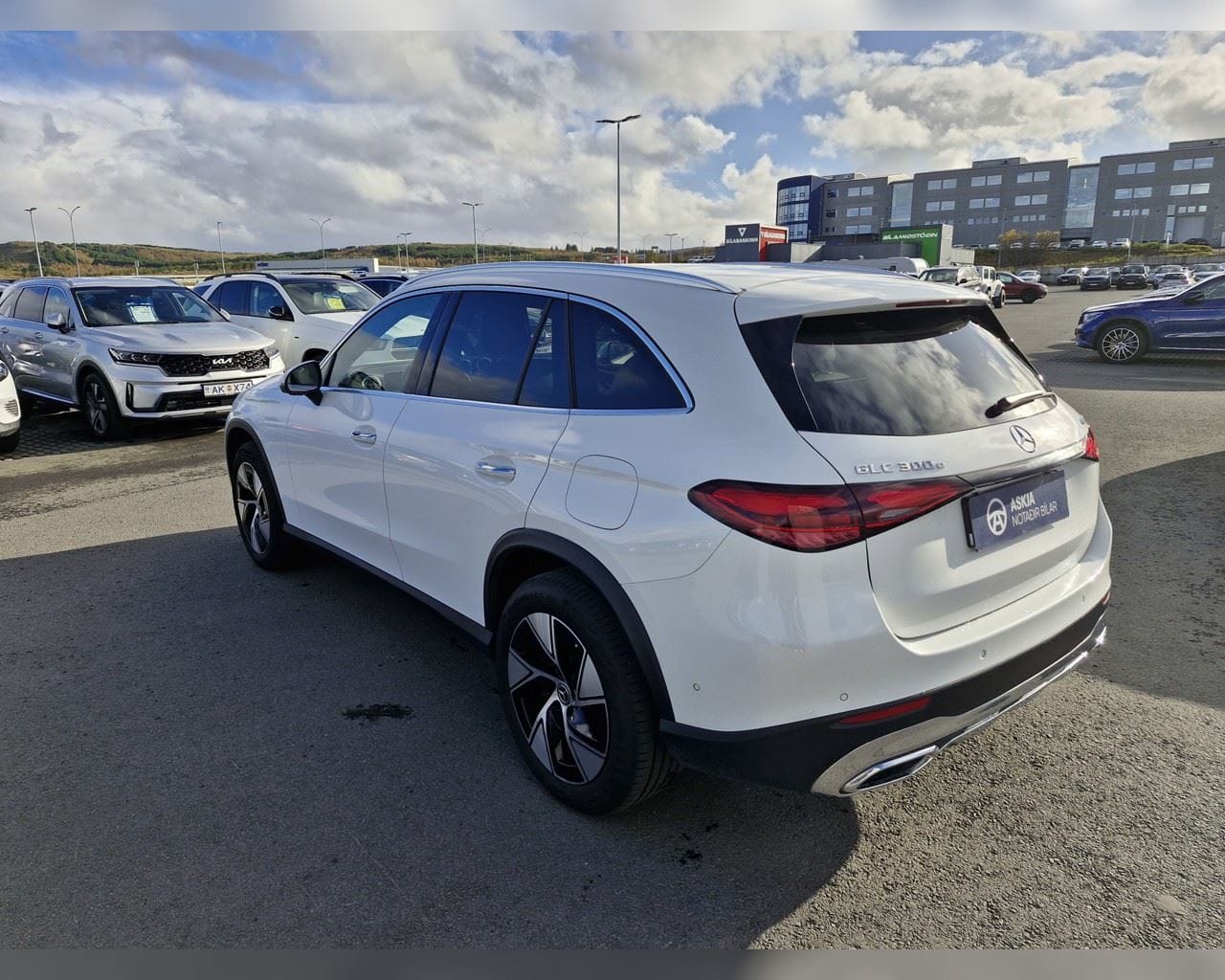 MERCEDES-BENZ GLC 300 E 4MATIC PROGRESSIVE