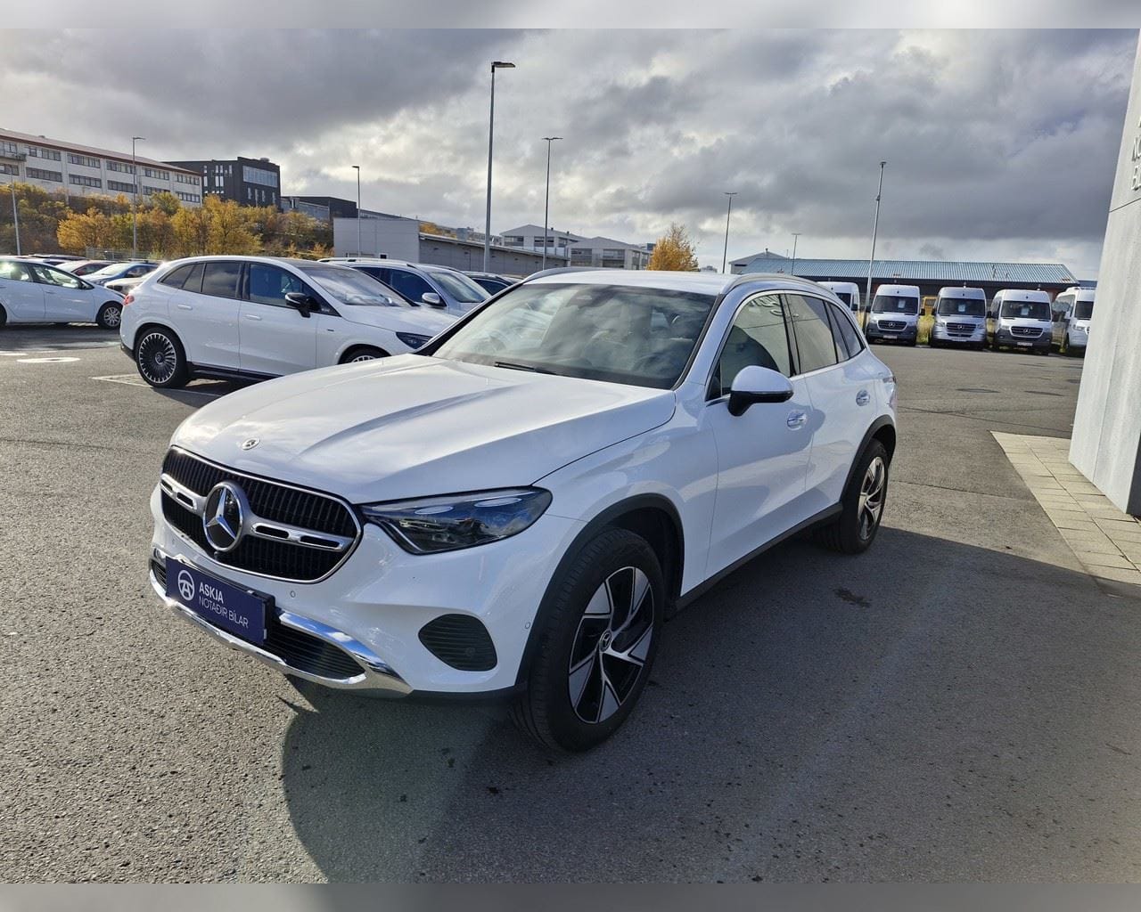 MERCEDES-BENZ GLC 300 E 4MATIC PROGRESSIVE