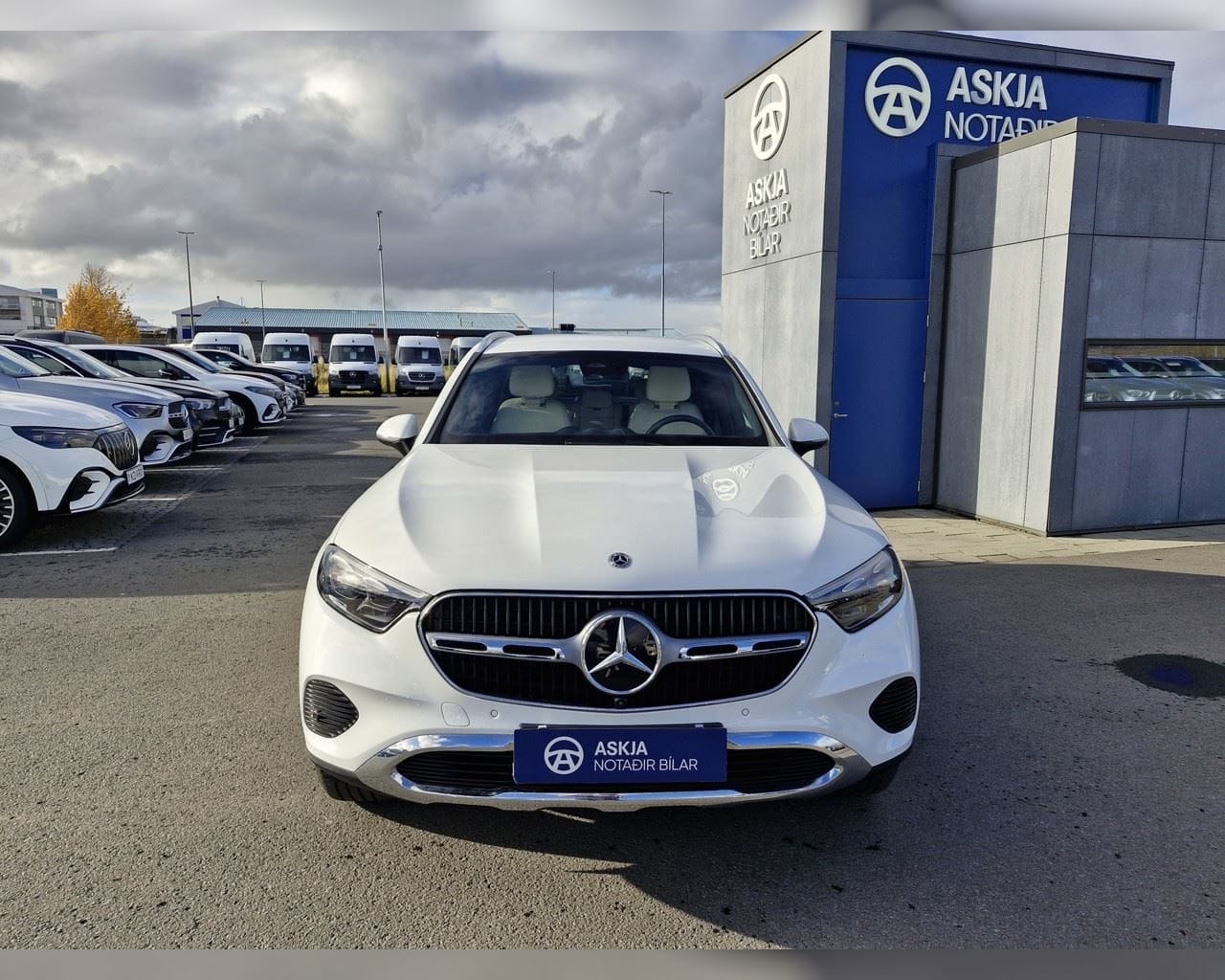 MERCEDES-BENZ GLC 300 E 4MATIC PROGRESSIVE