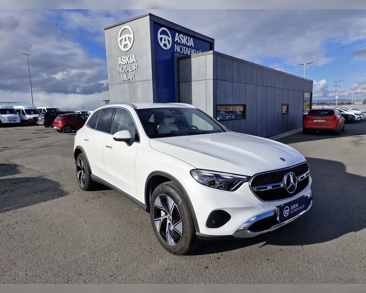 MERCEDES-BENZ GLC 300 E 4MATIC PROGRESSIVE