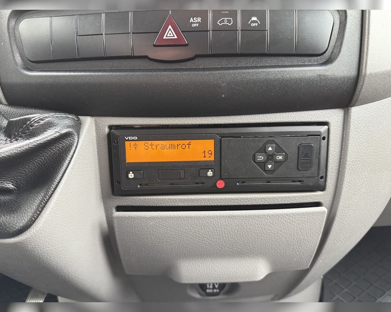 MERCEDES-BENZ SPRINTER 513 KASSABÍLL