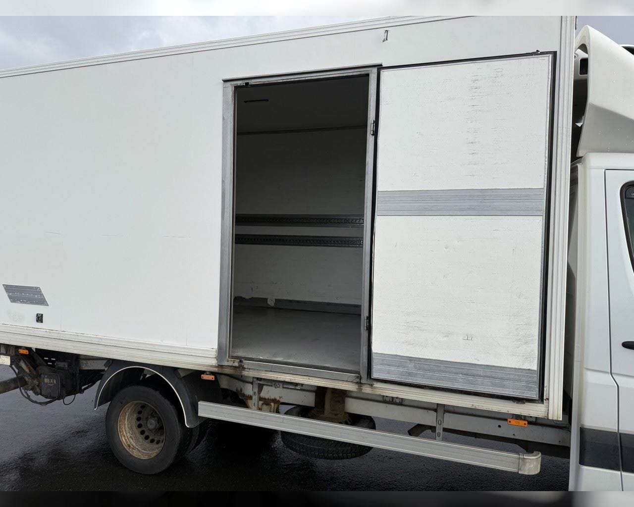 MERCEDES-BENZ SPRINTER 513 KASSABÍLL