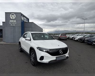 MERCEDES-BENZ EQA 300 4MATIC