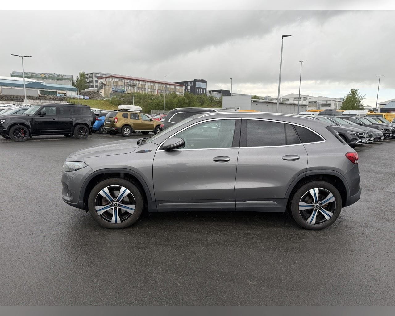 MERCEDES-BENZ EQA 250 PROGRESSIVE