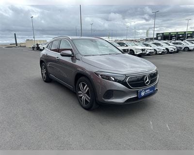 MERCEDES-BENZ EQA 250