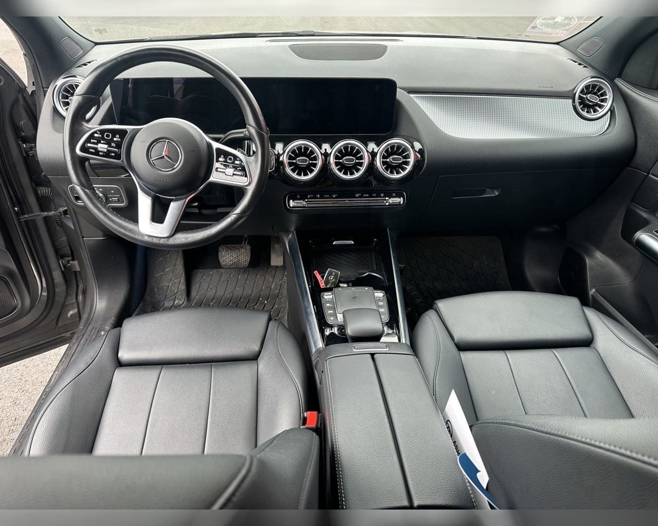 MERCEDES-BENZ EQA 250