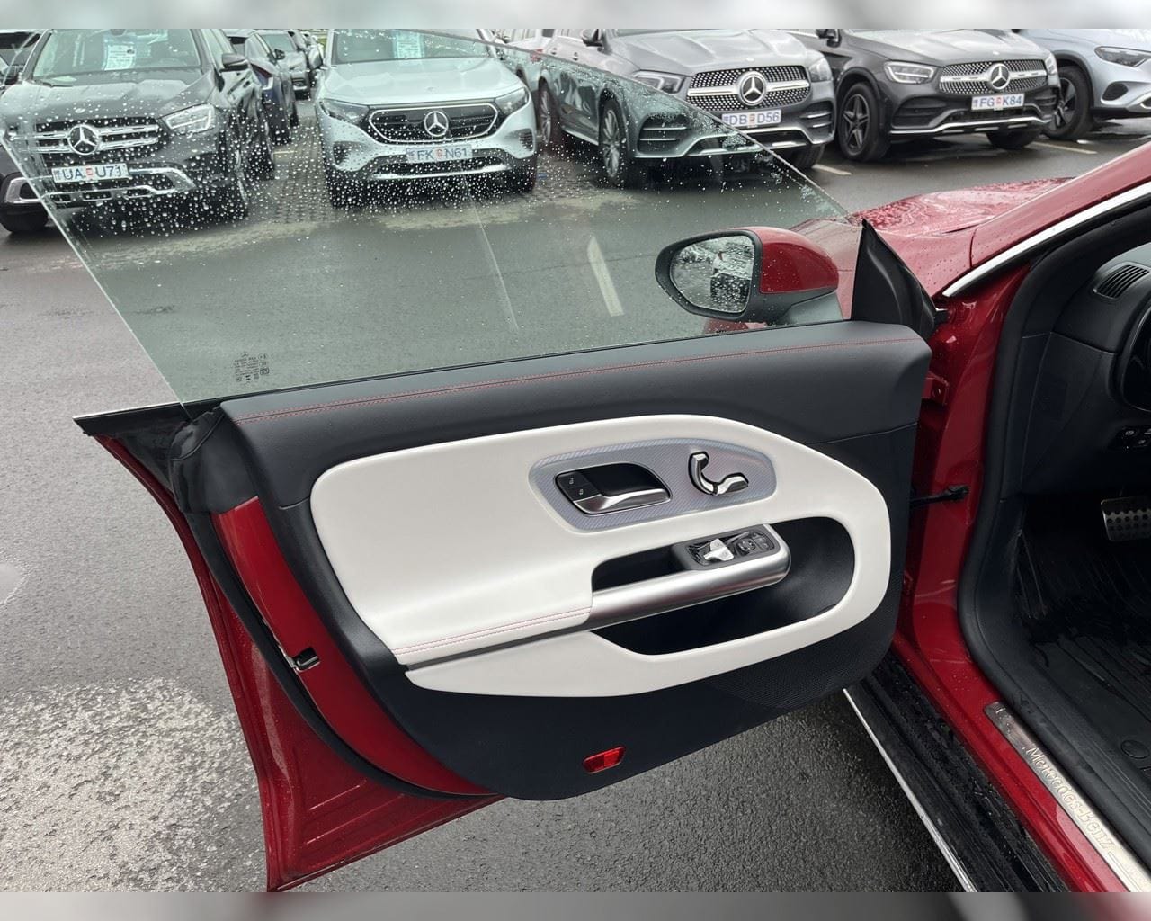 MERCEDES-BENZ CLA 350 4MATIC PROGRESSIVE