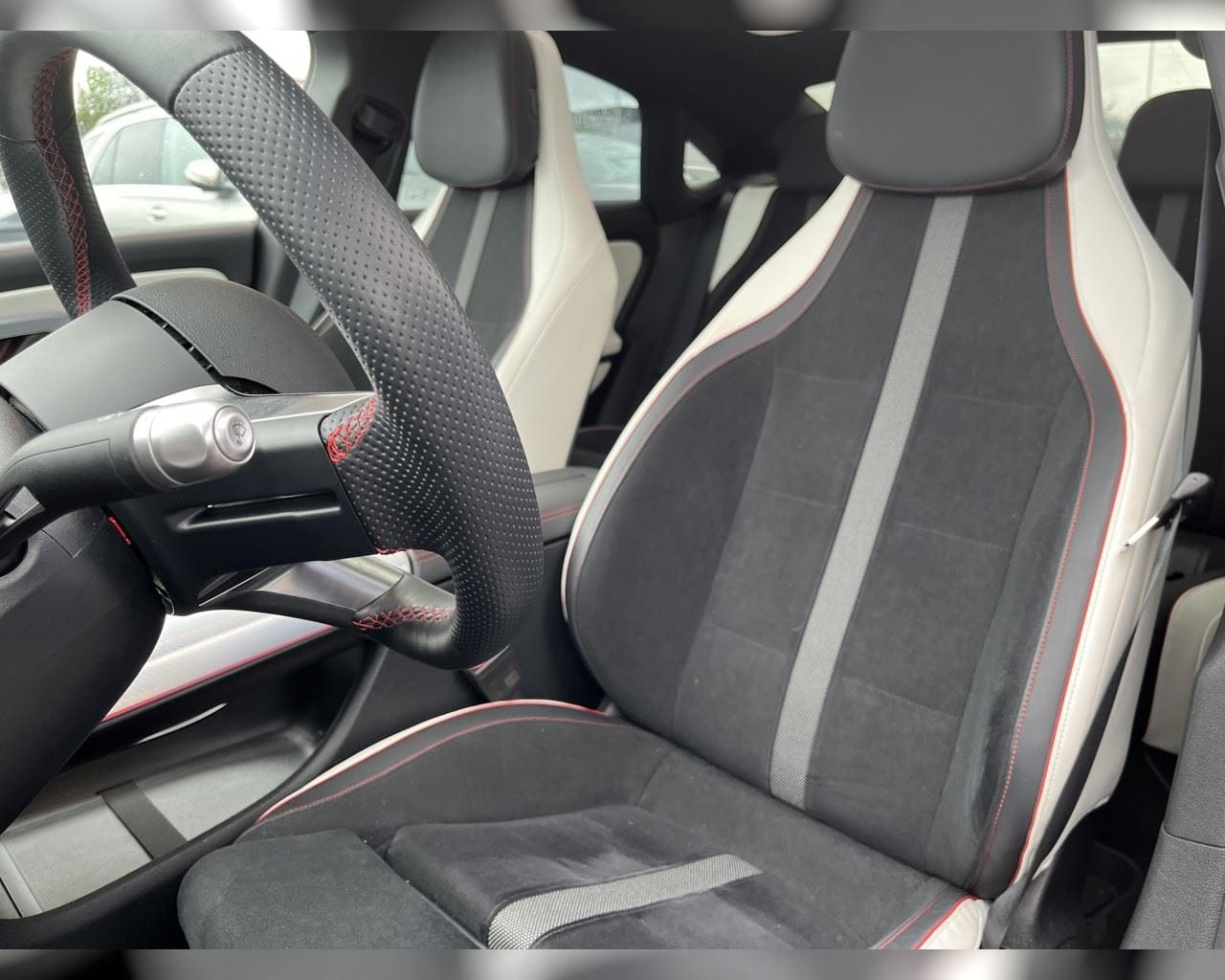 MERCEDES-BENZ CLA 350 4MATIC PROGRESSIVE