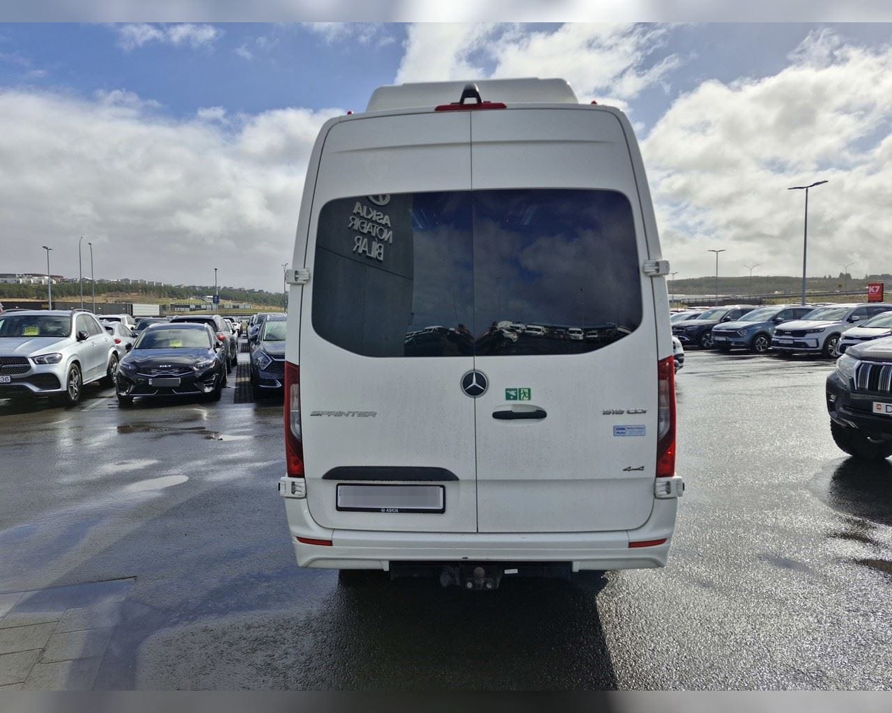 MERCEDES-BENZ SPRINTER 519 16+1+1