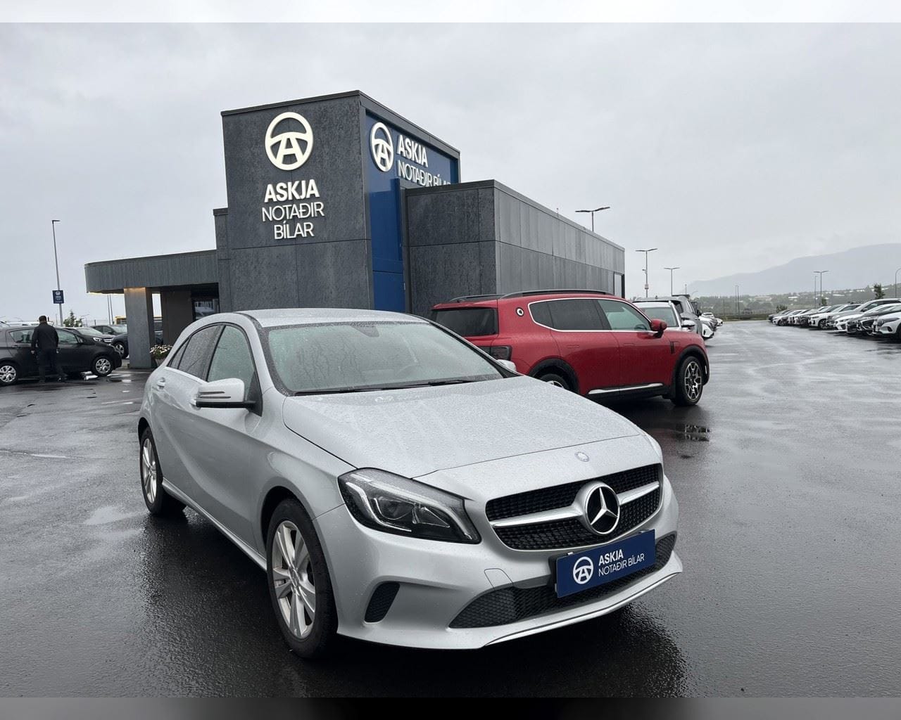 MERCEDES-BENZ A 220 D 4MATIC
