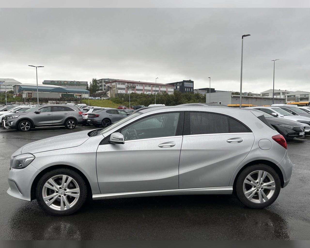 MERCEDES-BENZ A 220 D 4MATIC