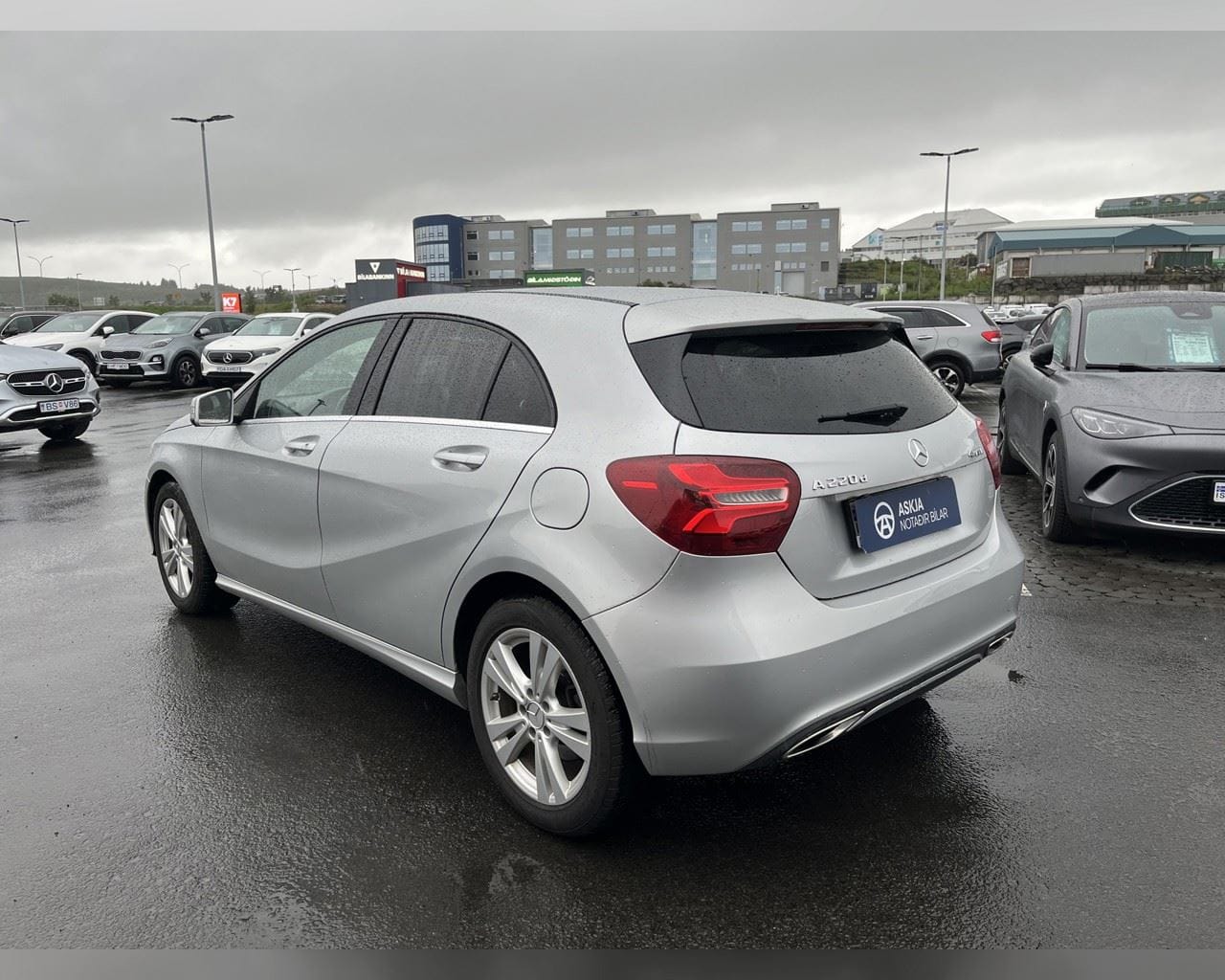 MERCEDES-BENZ A 220 D 4MATIC