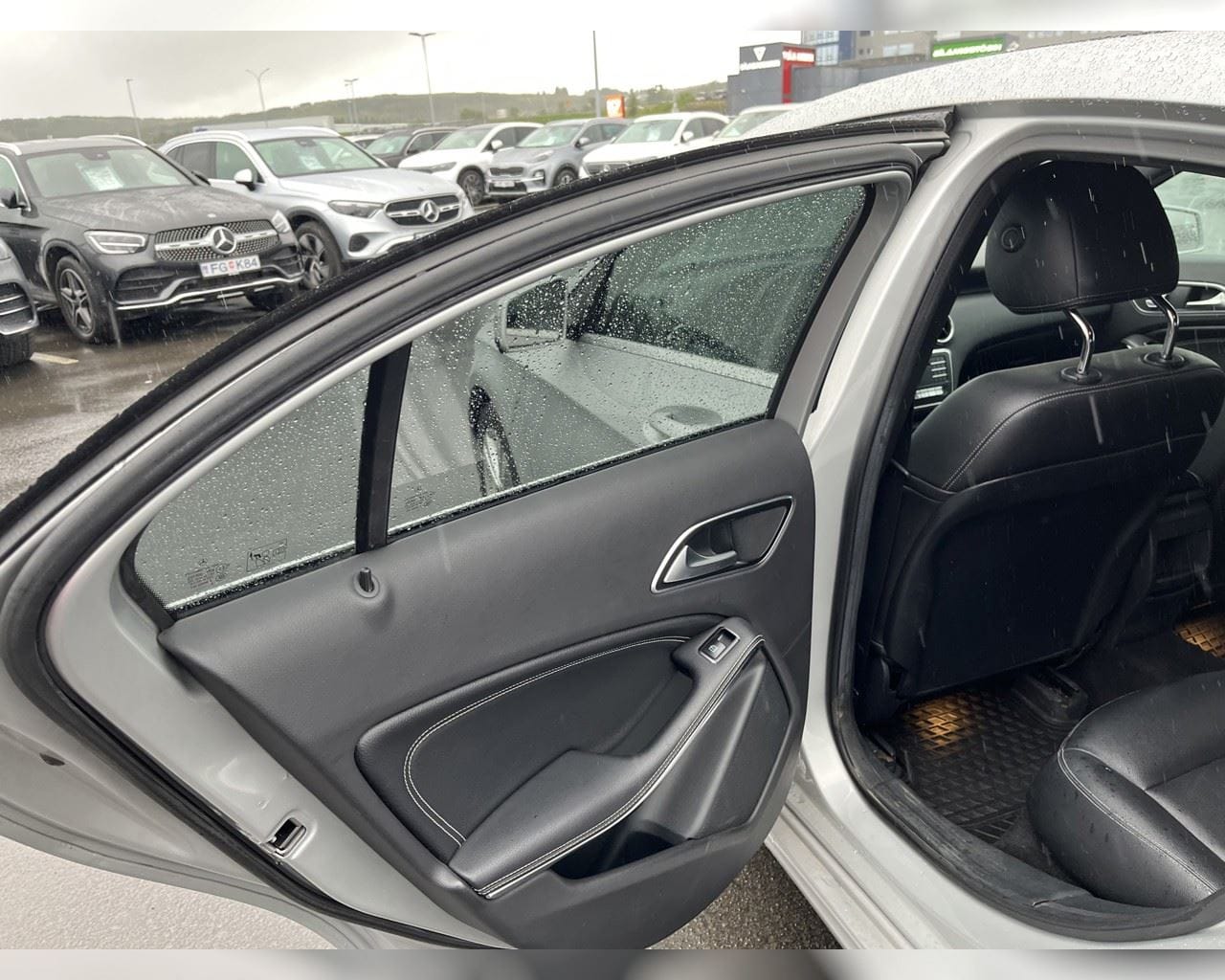 MERCEDES-BENZ A 220 D 4MATIC