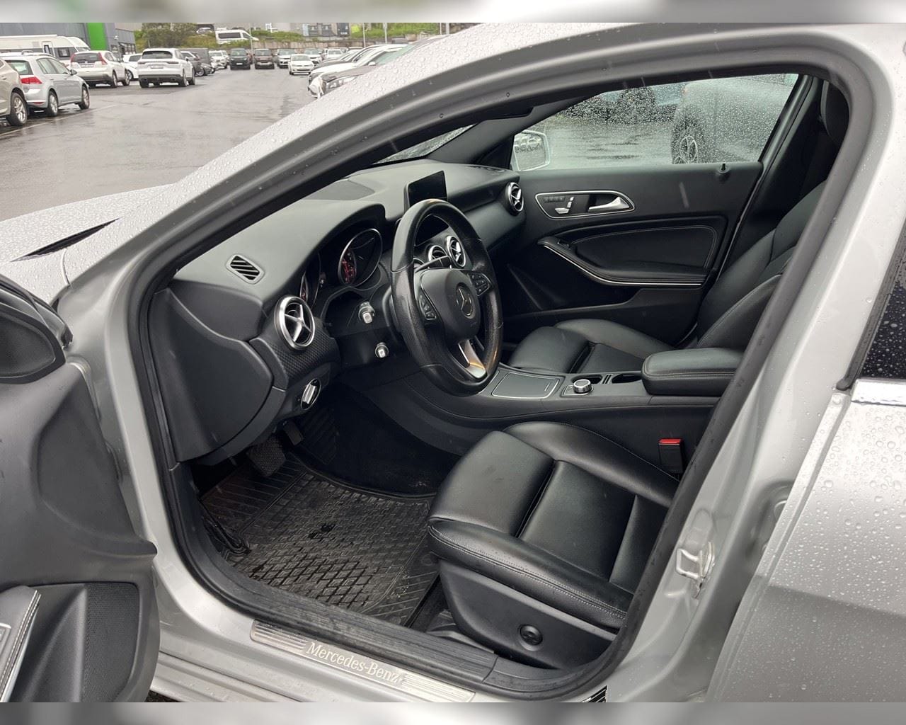 MERCEDES-BENZ A 220 D 4MATIC