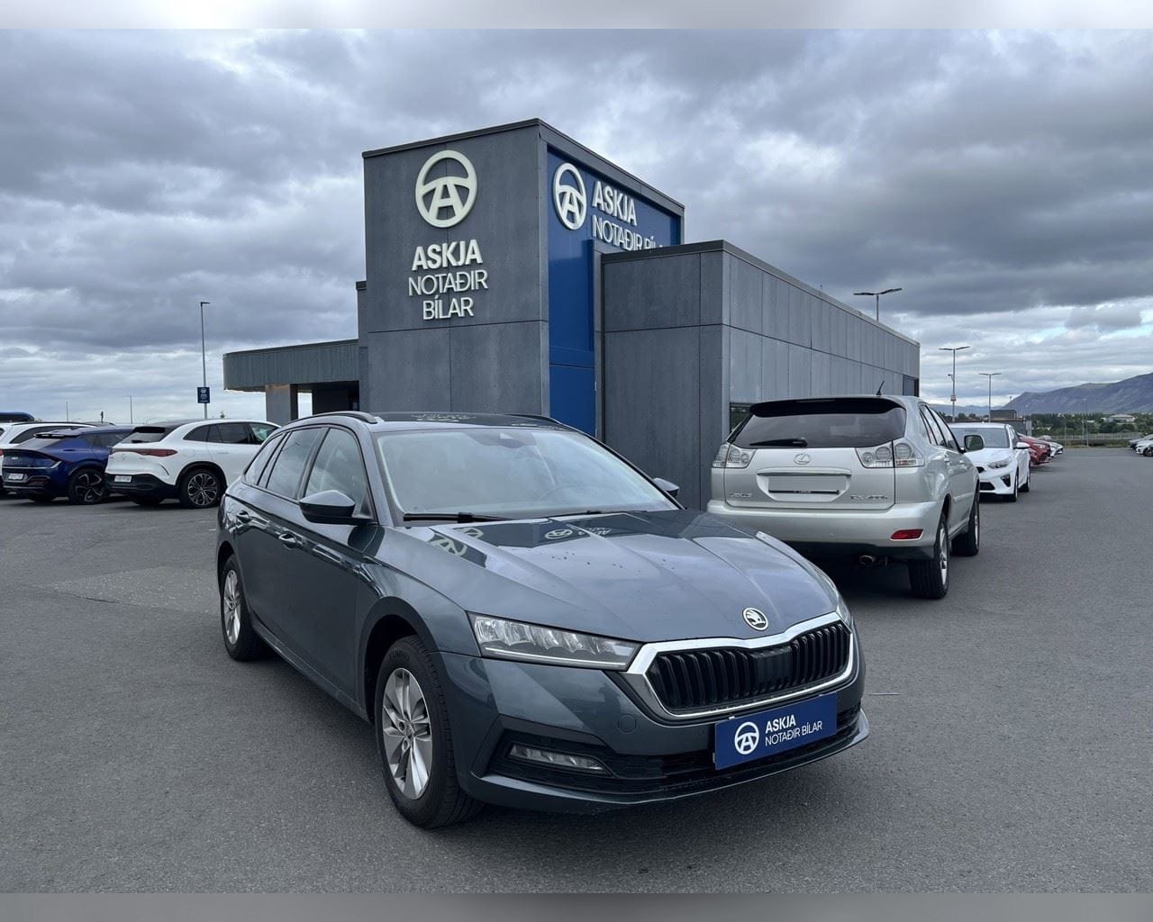 SKODA OCTAVIA AMBITION