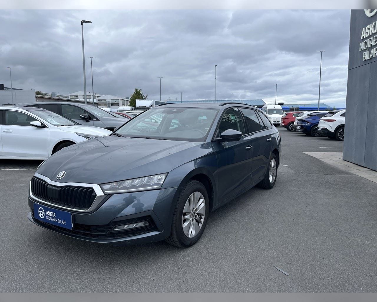 SKODA OCTAVIA AMBITION
