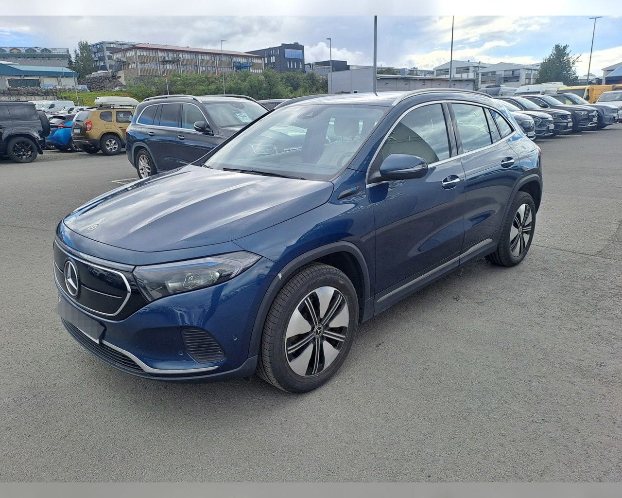 MERCEDES-BENZ EQA 300 PURE 4MATIC