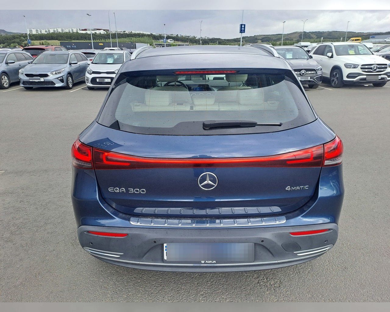 MERCEDES-BENZ EQA 300 PURE 4MATIC