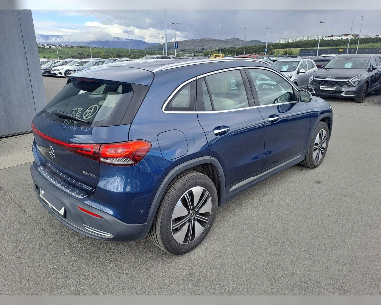 MERCEDES-BENZ EQA 300 PURE 4MATIC