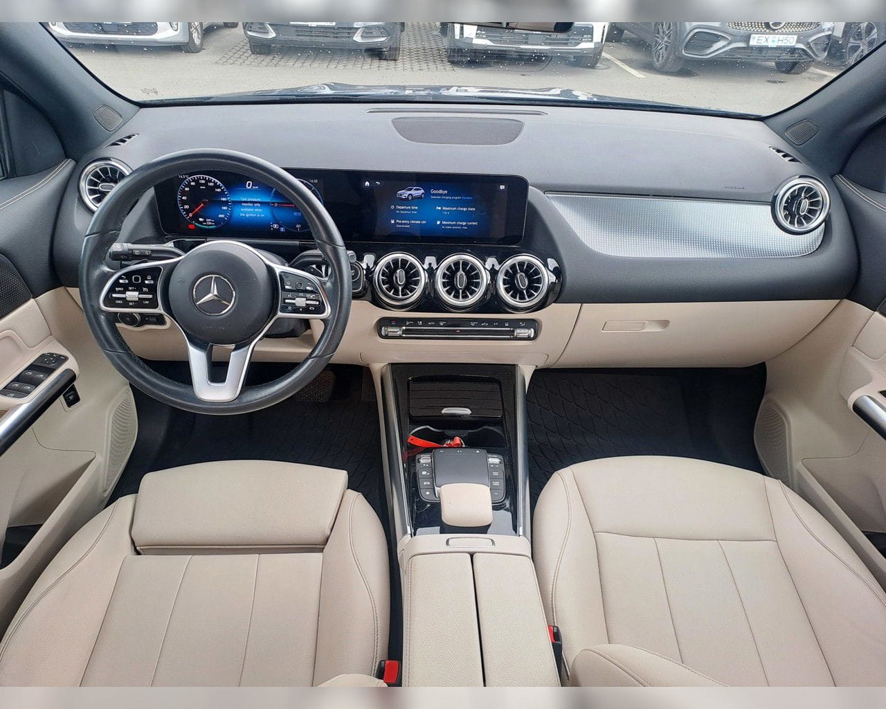 MERCEDES-BENZ EQA 300 PURE 4MATIC