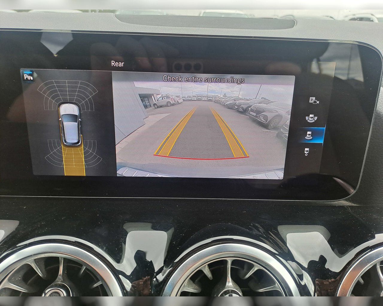 MERCEDES-BENZ EQA 300 PURE 4MATIC