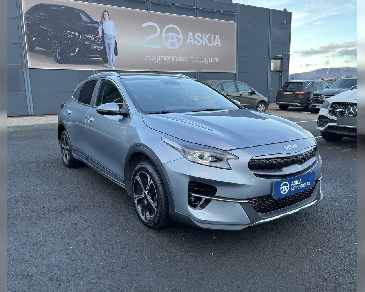 KIA XCEED URBAN
