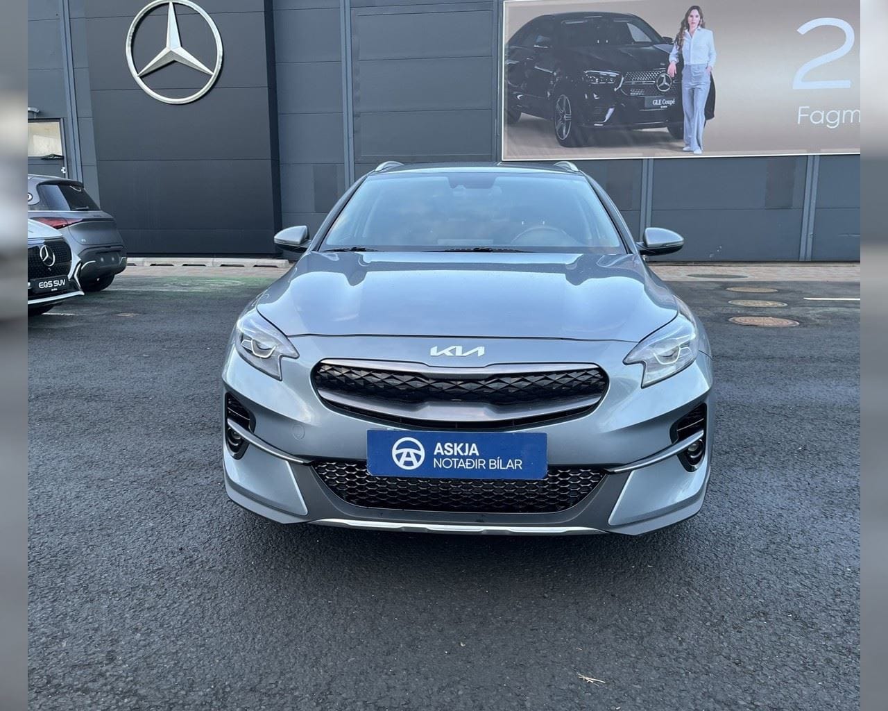 KIA XCEED URBAN