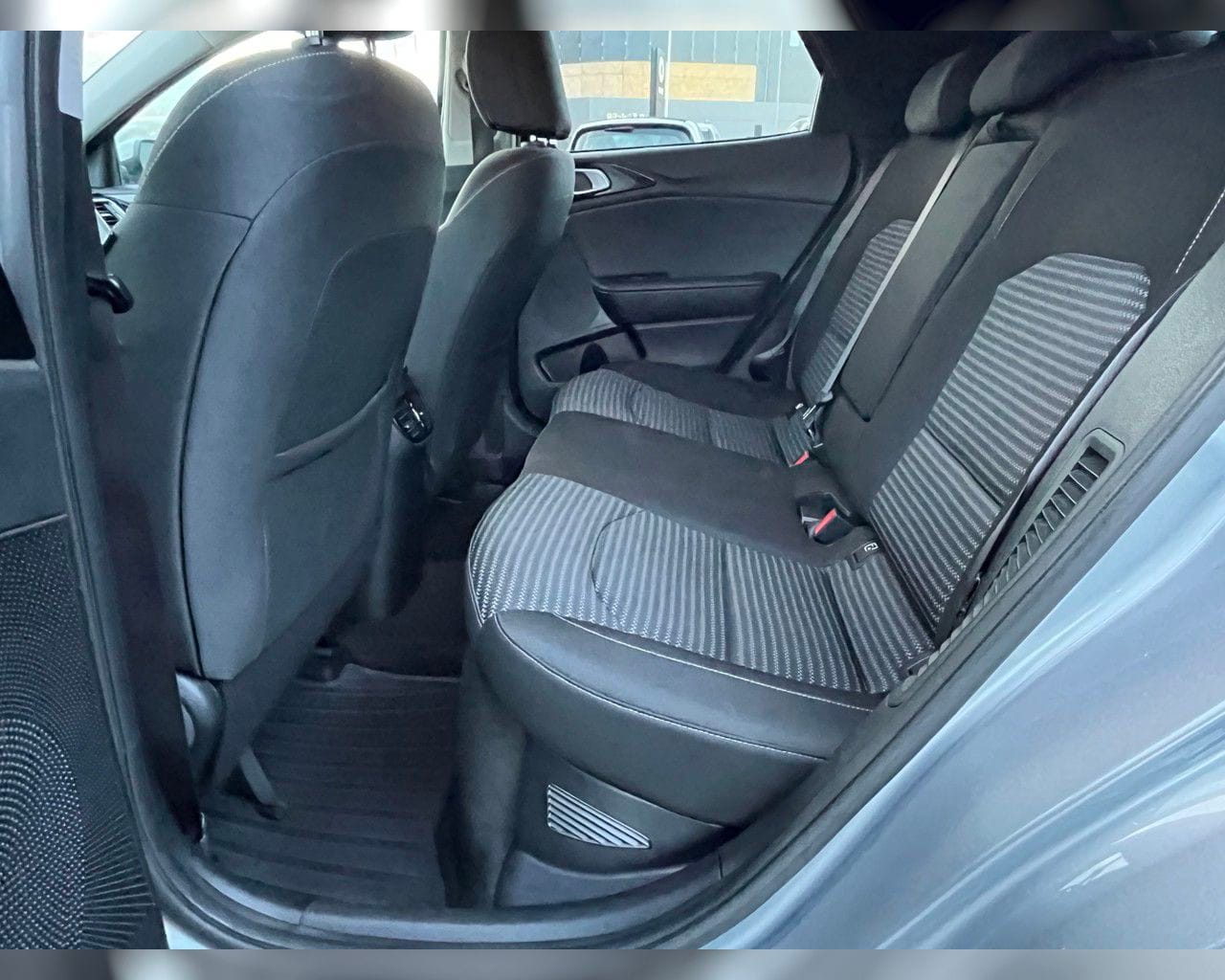 KIA XCEED URBAN