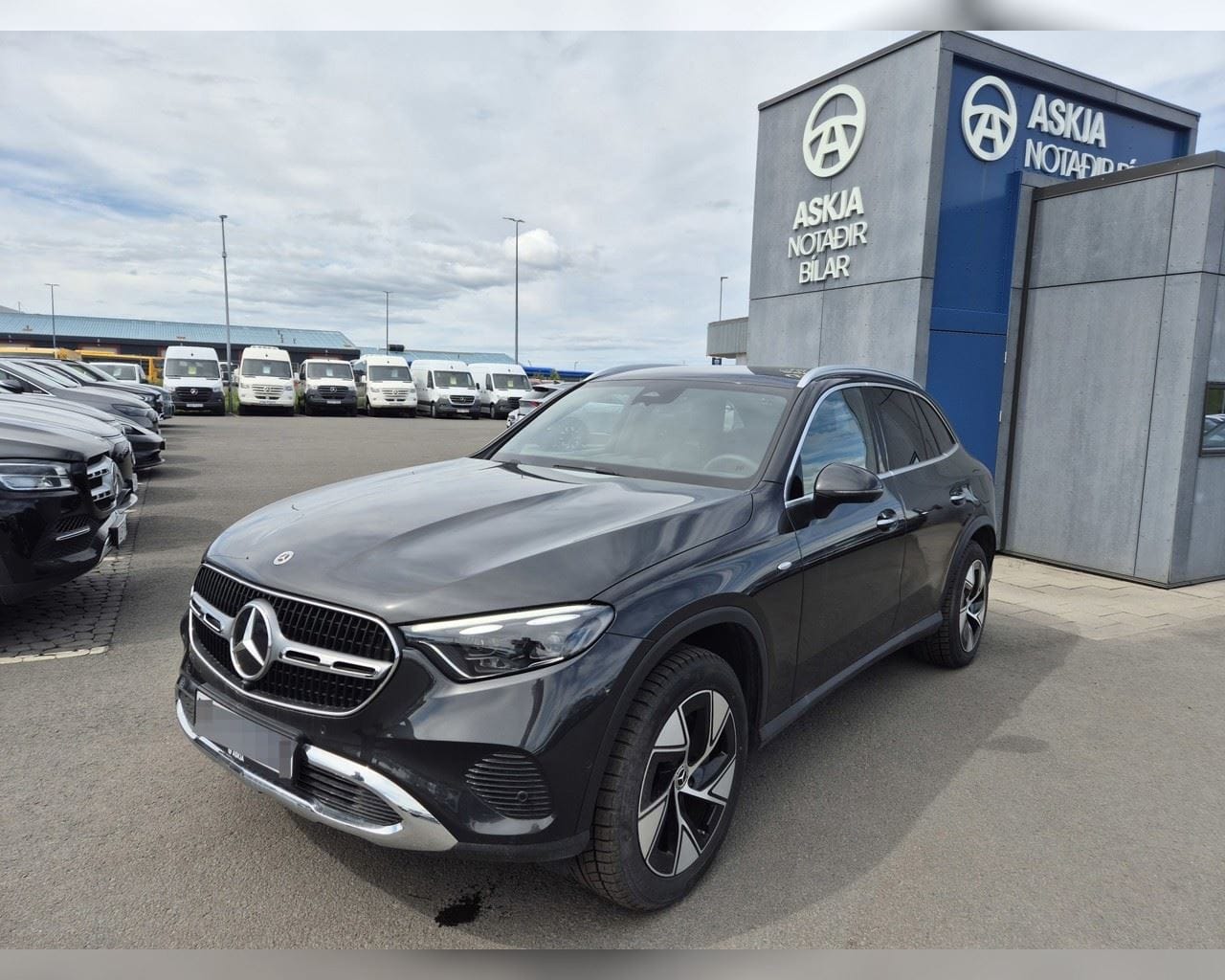 MERCEDES-BENZ GLC 300 E 4MATIC PROGRESSIVE