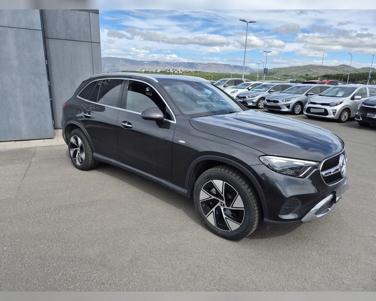 MERCEDES-BENZ GLC 300 E 4MATIC PROGRESSIVE