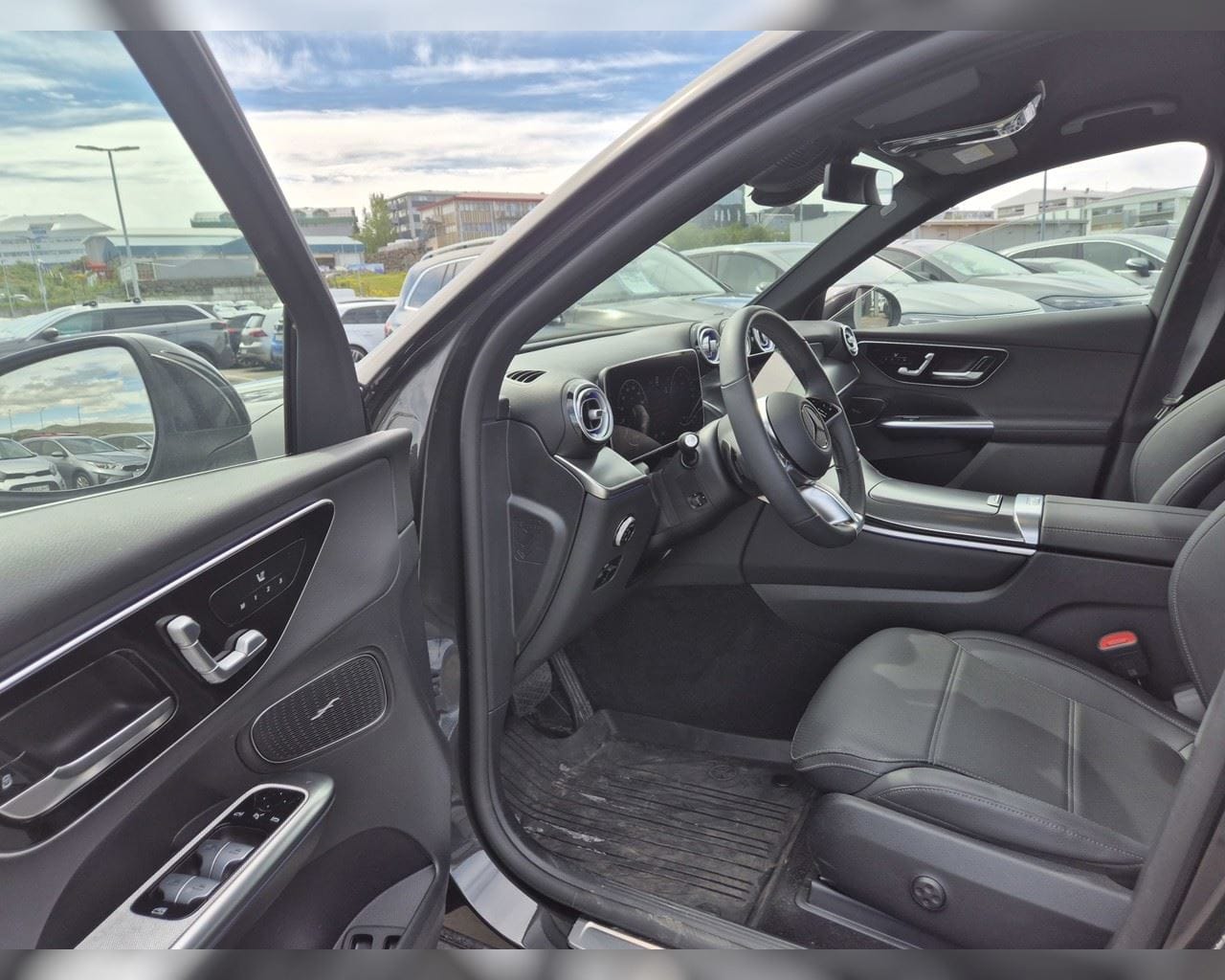 MERCEDES-BENZ GLC 300 E 4MATIC PROGRESSIVE
