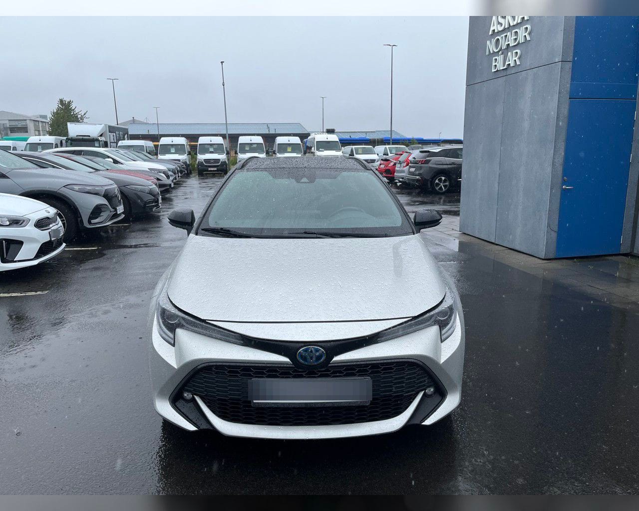 TOYOTA COROLLA STYLE HYBRID