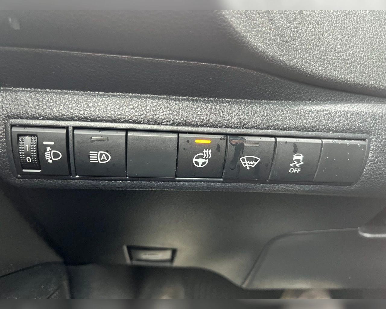 TOYOTA COROLLA STYLE HYBRID