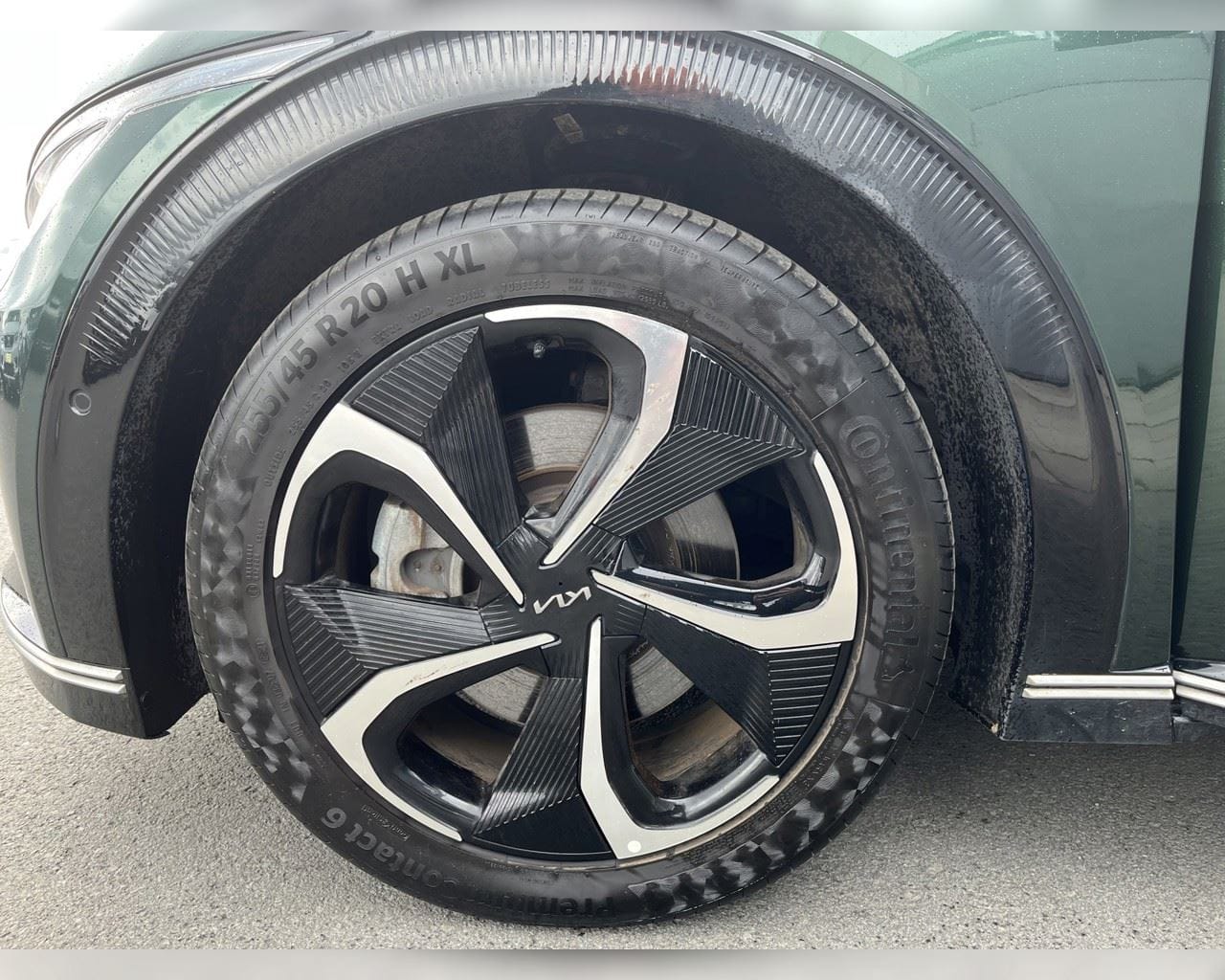 KIA EV6 LUXURY 77KWH