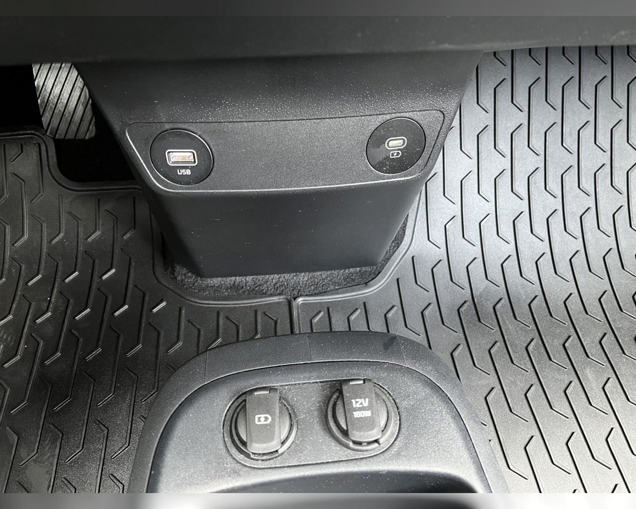 KIA EV6 LUXURY 77KWH