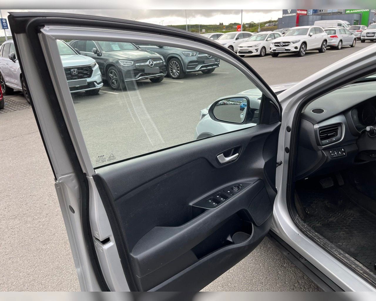 KIA STONIC URBAN