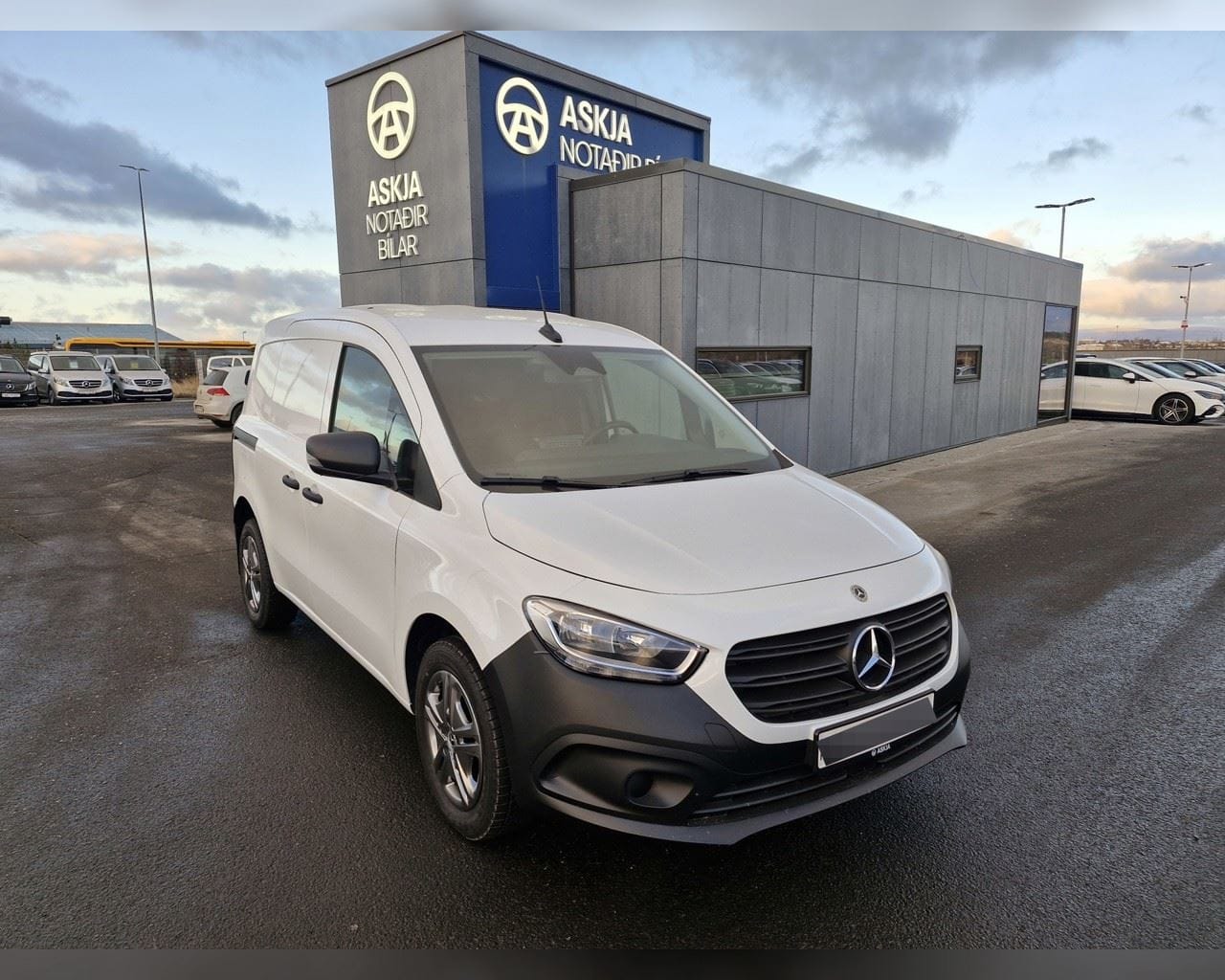 MERCEDES-BENZ CITAN BASIC MILLILANGUR
